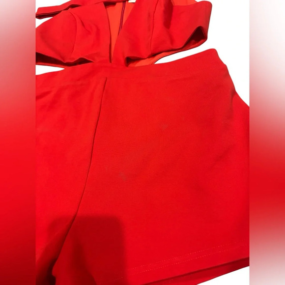 NEW! Revolve SUPERDOWN Alondra Cutout Romper in Red XL - Picture 7 of 14